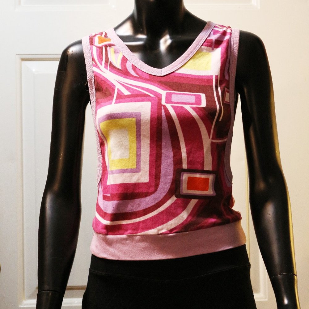 Funky retro top
